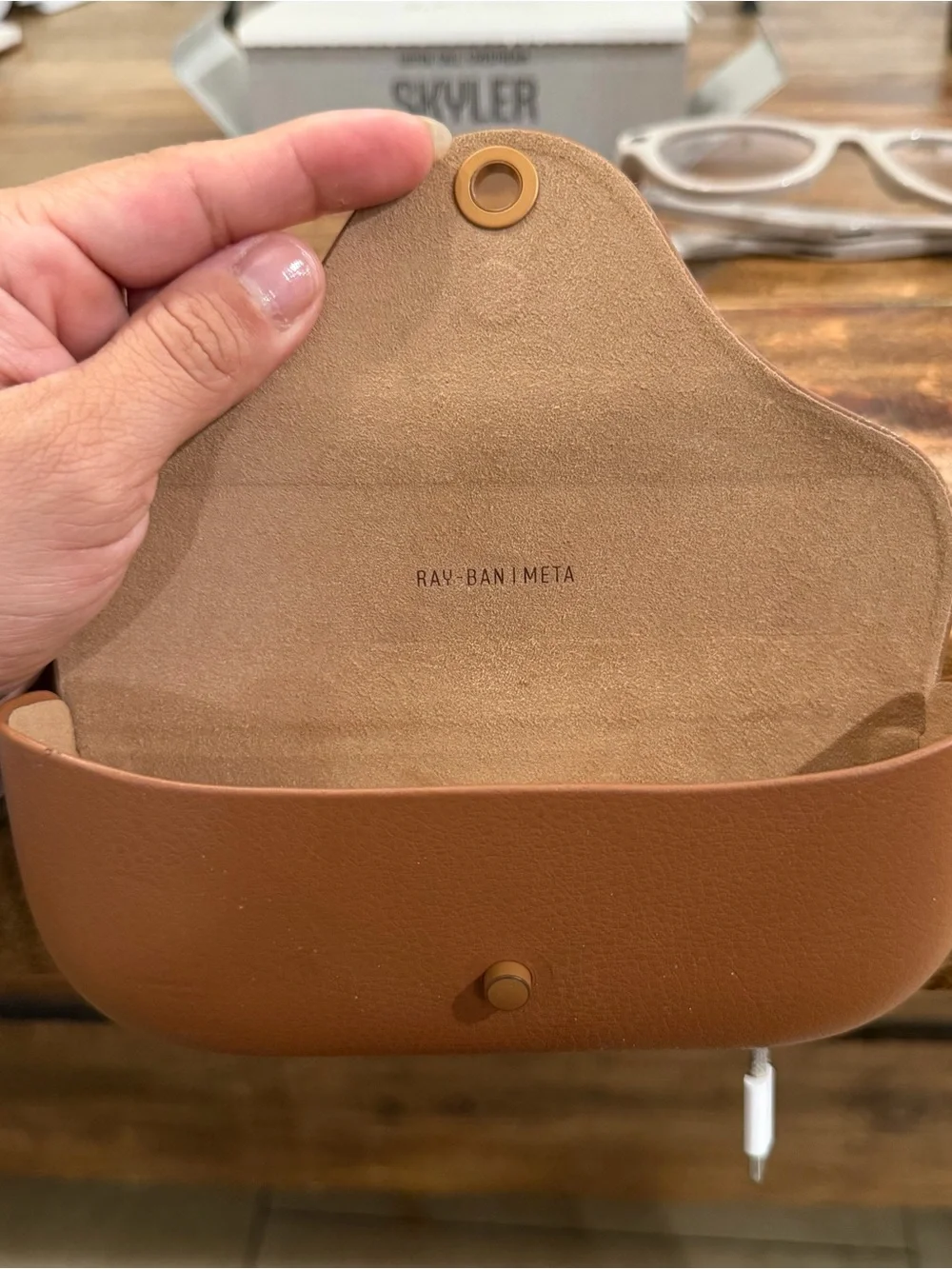 Ray-Ban White Cat-Eye Sunglasses with Brown Case